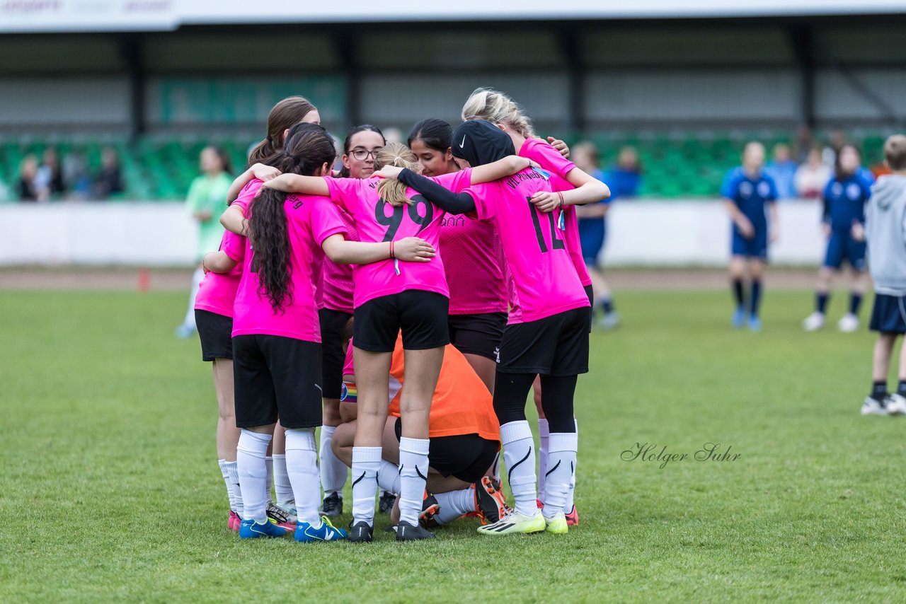 Bild 414 - Loewinnen Cup